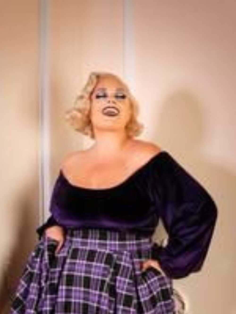 Pinup Couture purple velvet top
